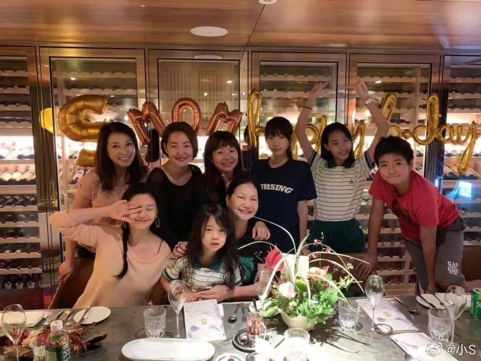 伊犁哈萨克_2025年澳门全年资料公开,批判突破点-全面释义、解释与落实